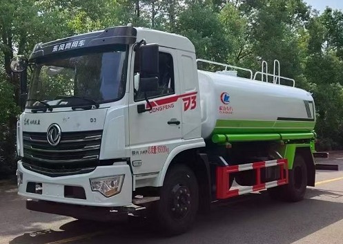 國六東風(fēng)專用底盤D3灑水車圖片 國六東風(fēng)專用底盤D3灑水車圖片