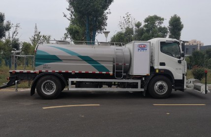 電動灑水車廠家_福田新能源純電動10方清洗車2