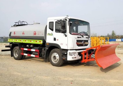灑水車加裝除雪推鏟 灑水車加裝除雪推鏟