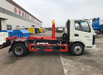 國六飛蝶奧馳藍牌勾臂垃圾車圖片 國六飛蝶奧馳藍牌勾臂垃圾車圖片