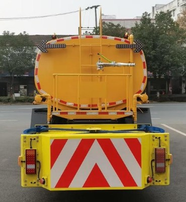 國(guó)六12方東風(fēng)多利卡D9灑水車(chē)帶防撞緩沖車(chē) 國(guó)六12方東風(fēng)多利卡D9灑水車(chē)帶防撞緩沖車(chē)