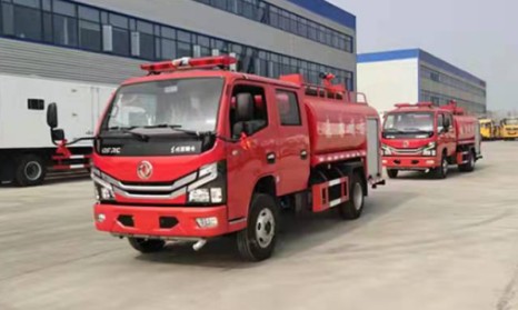 4立方東風雙排消防灑水車 4立方東風雙排消防灑水車