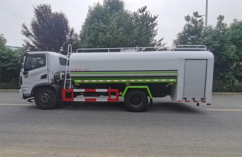 國六東風(fēng)華神(T3)11方消防灑水車 國六東風(fēng)華神(T3)11方消防灑水車