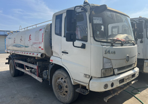 二手東風(fēng)天錦灑水車_二手15方東風(fēng)天錦灑水車