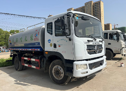 二手14方灑水車_二手14方東風(fēng)多利卡d9灑水車
