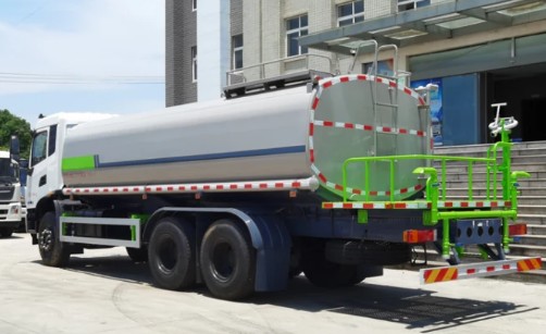 工程灑水車廠家_東風天錦后雙橋22方灑水車 工程灑水車廠家_東風天錦后雙橋22方灑水車