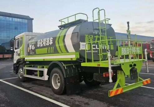 程力威牌灑水車 程力威牌灑水車